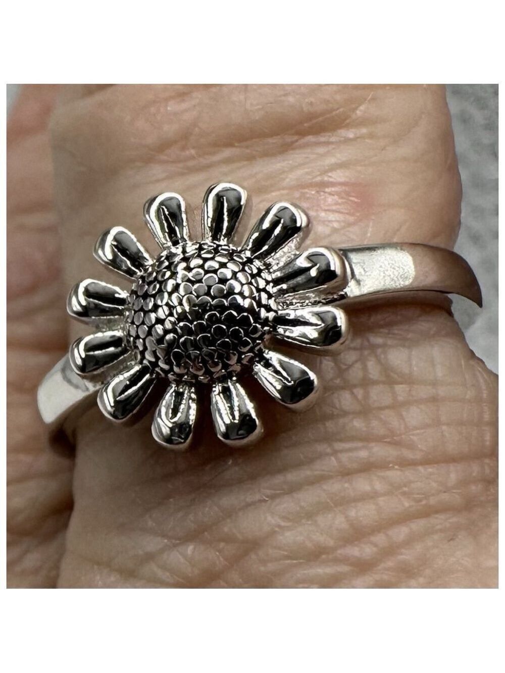 925 Sterling Silver Sunflower Ring Womens 7 Biker Hippie Flower Summer Daisy NWT - Picture 5 of 13
